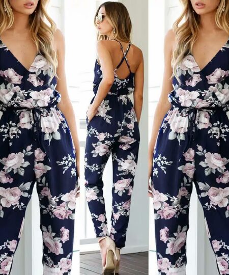 Combinaison motif floral bleu marine avec fleurs rose et blanches